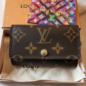 Louis Vuitton Monogram M626306 KEY HOLDER